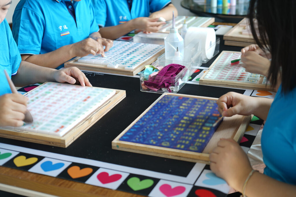 Custom mahjong tiles quality inspection
